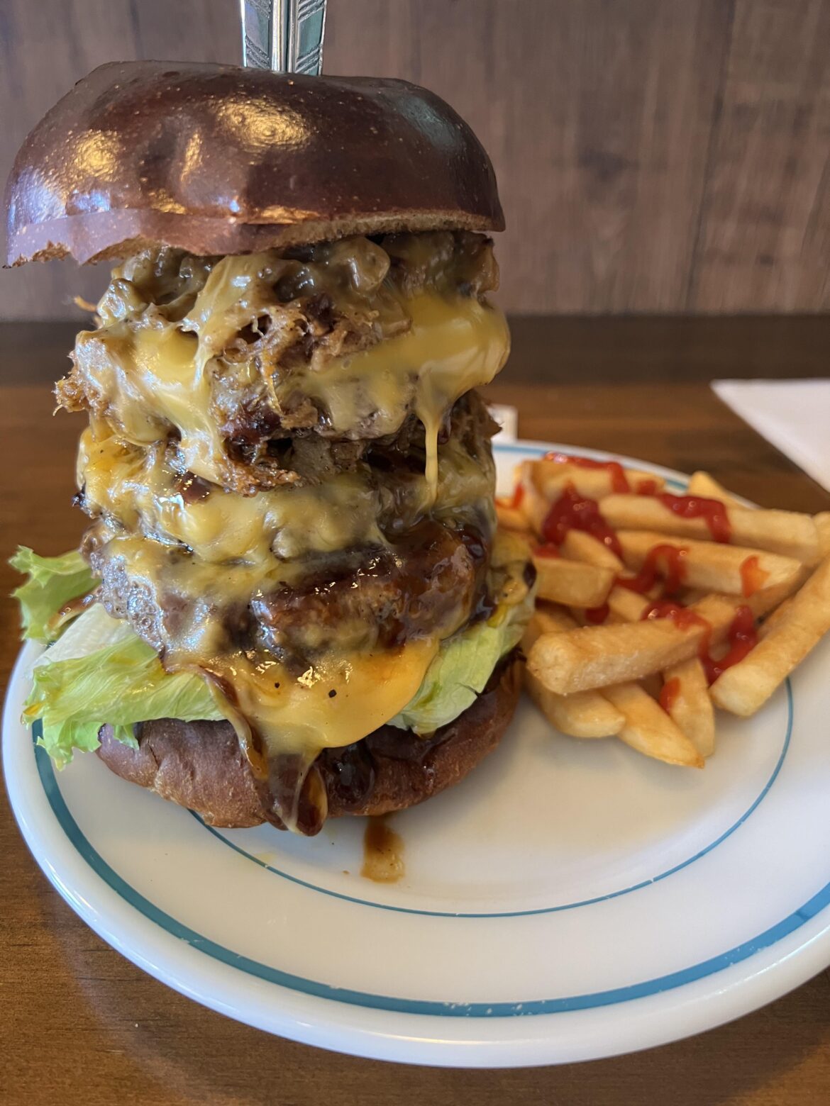 Pulled pork cheese burger