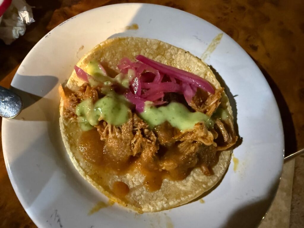 Tacos de cochinita pibil