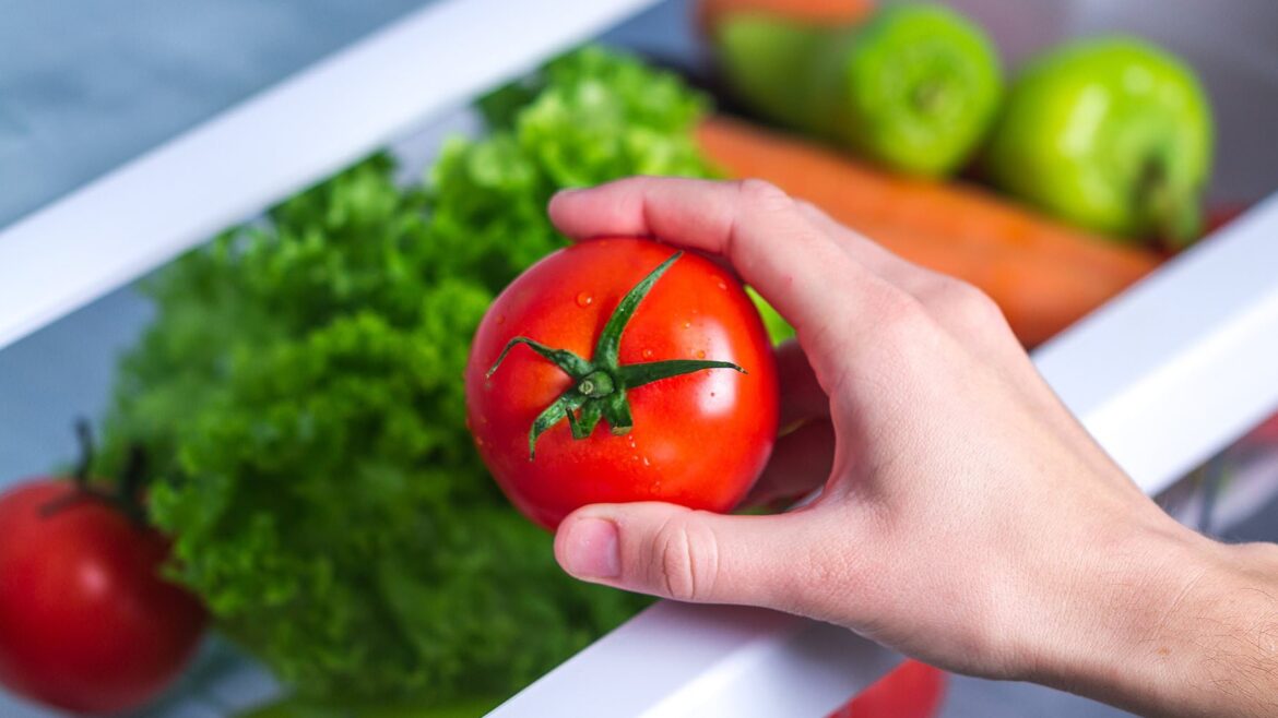 What nobody told you—why you should never put tomatoes in the refrigerator, according to an Italian chef and science What nobody told you—why you should never put tomatoes in the refrigerator, according to an Italian chef and science