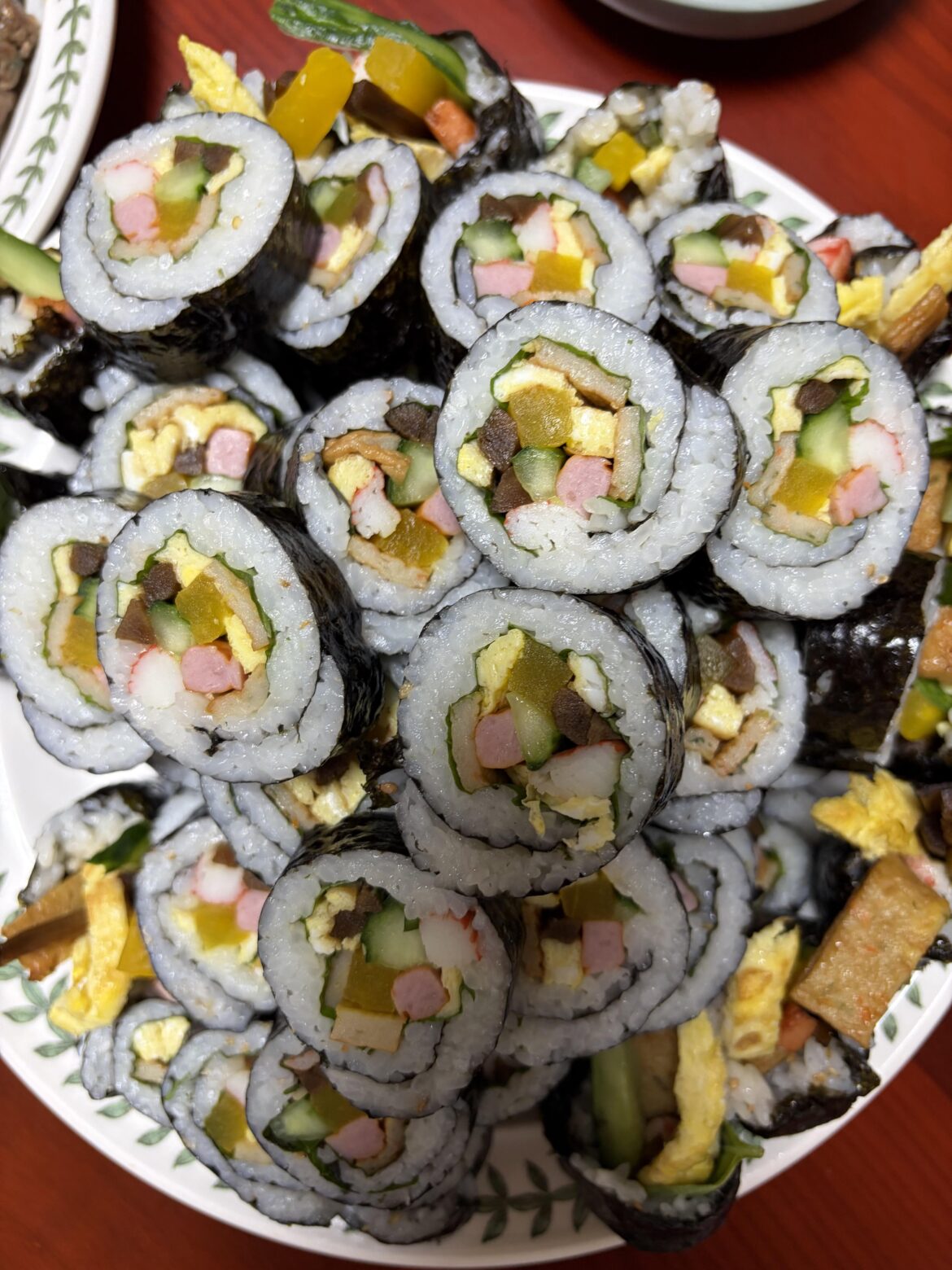 My mom’s kimbap never fails My mom's kimbap never fails