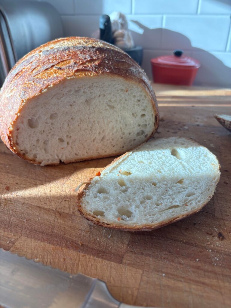 My first time using a dutch oven, turned out pretty good I think! :)