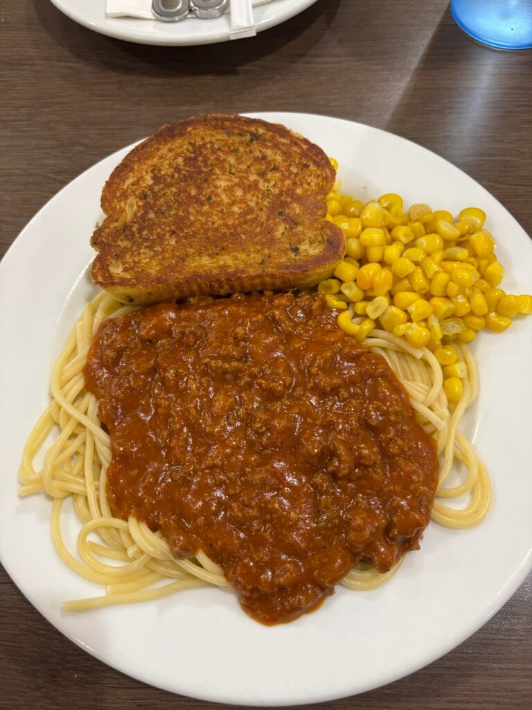 Zippy’s Spaghetti. Makiki, Honolulu, Hawaii