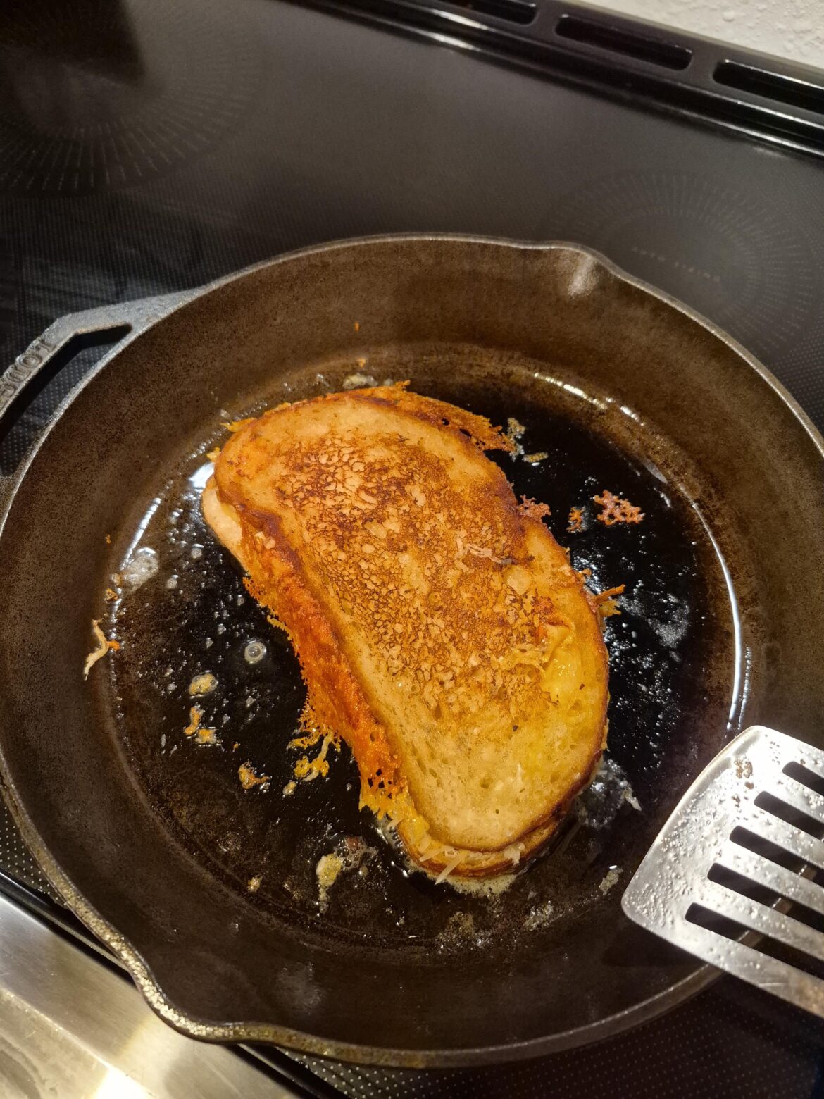 Made my best grilledcheese yet.. AMA