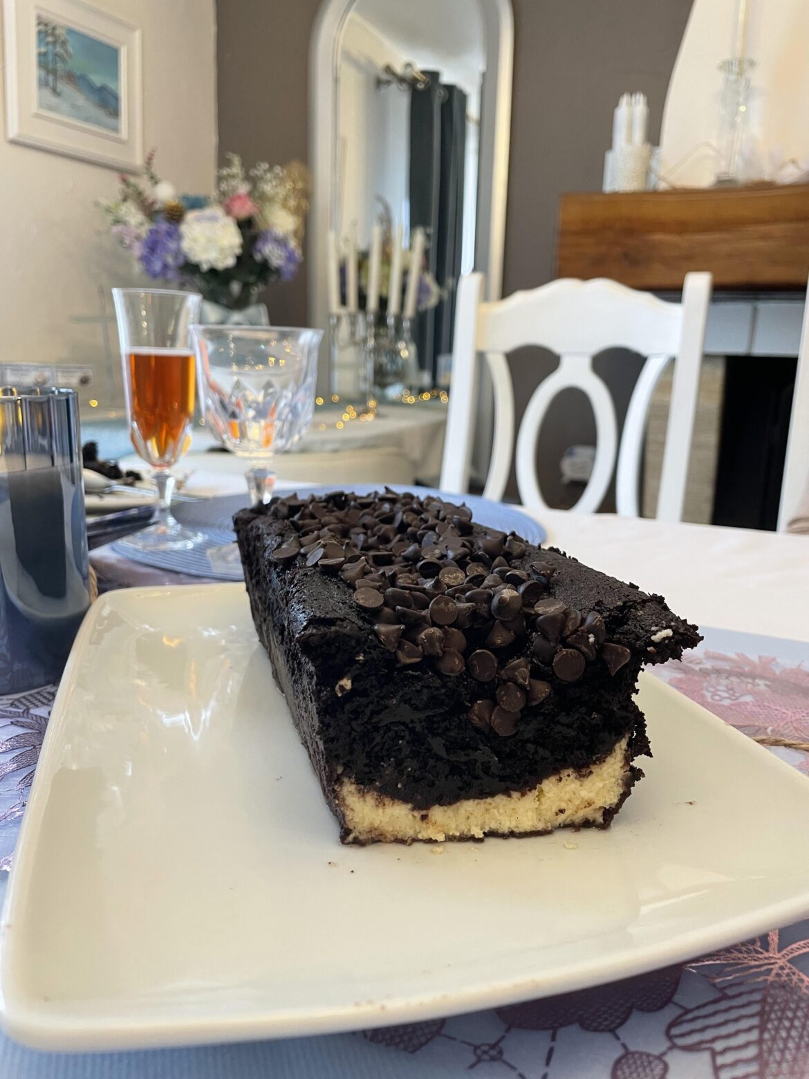 My chocolate and vanilla cream filled cake [homemade]