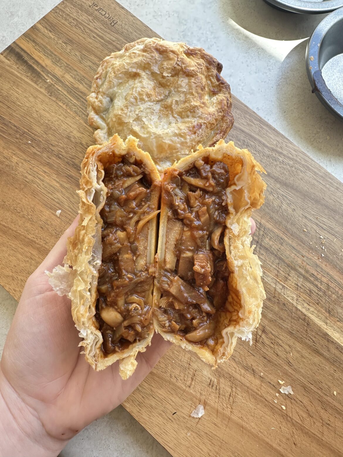 Vegan meat pie