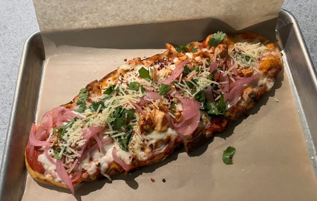 Calorie count in flatbread pizza?