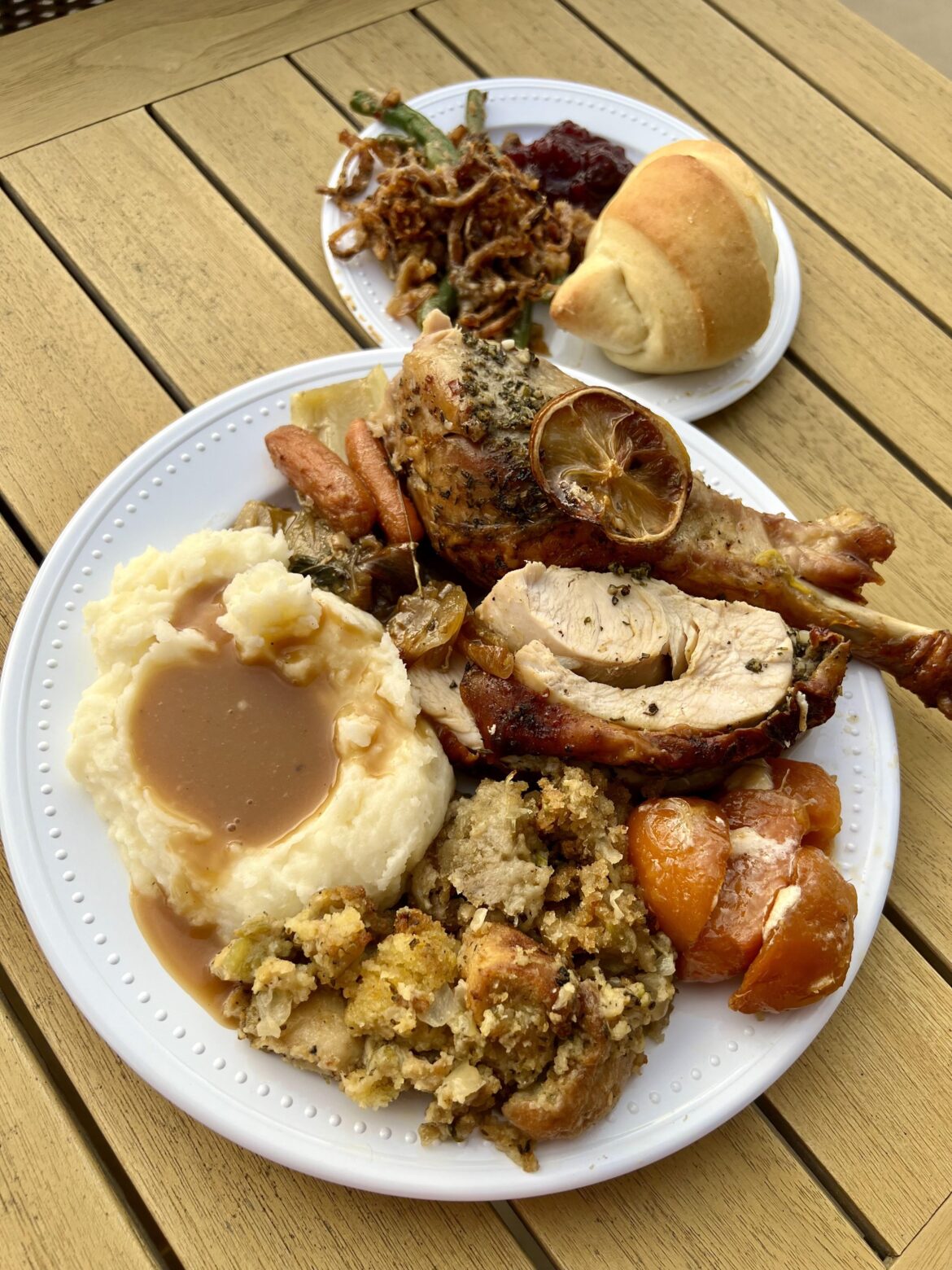 Thanksgiving dinner [homemade]