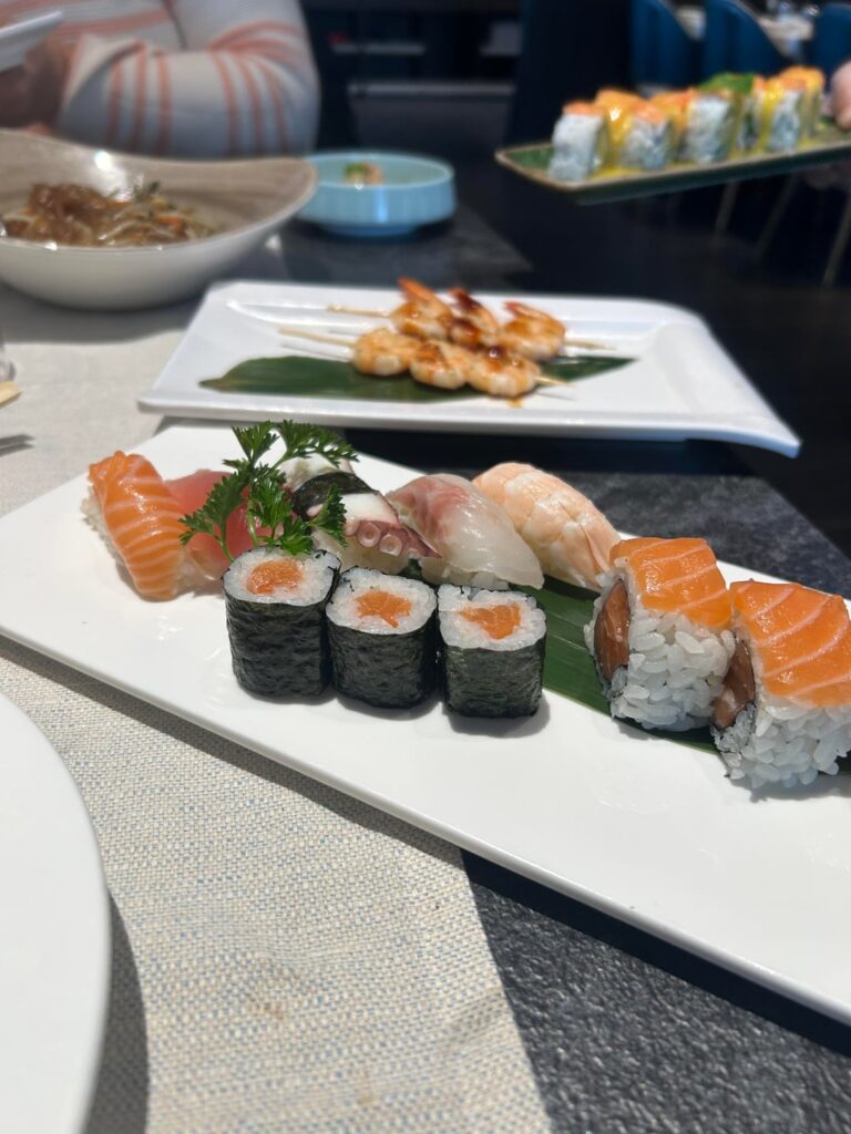 🍣