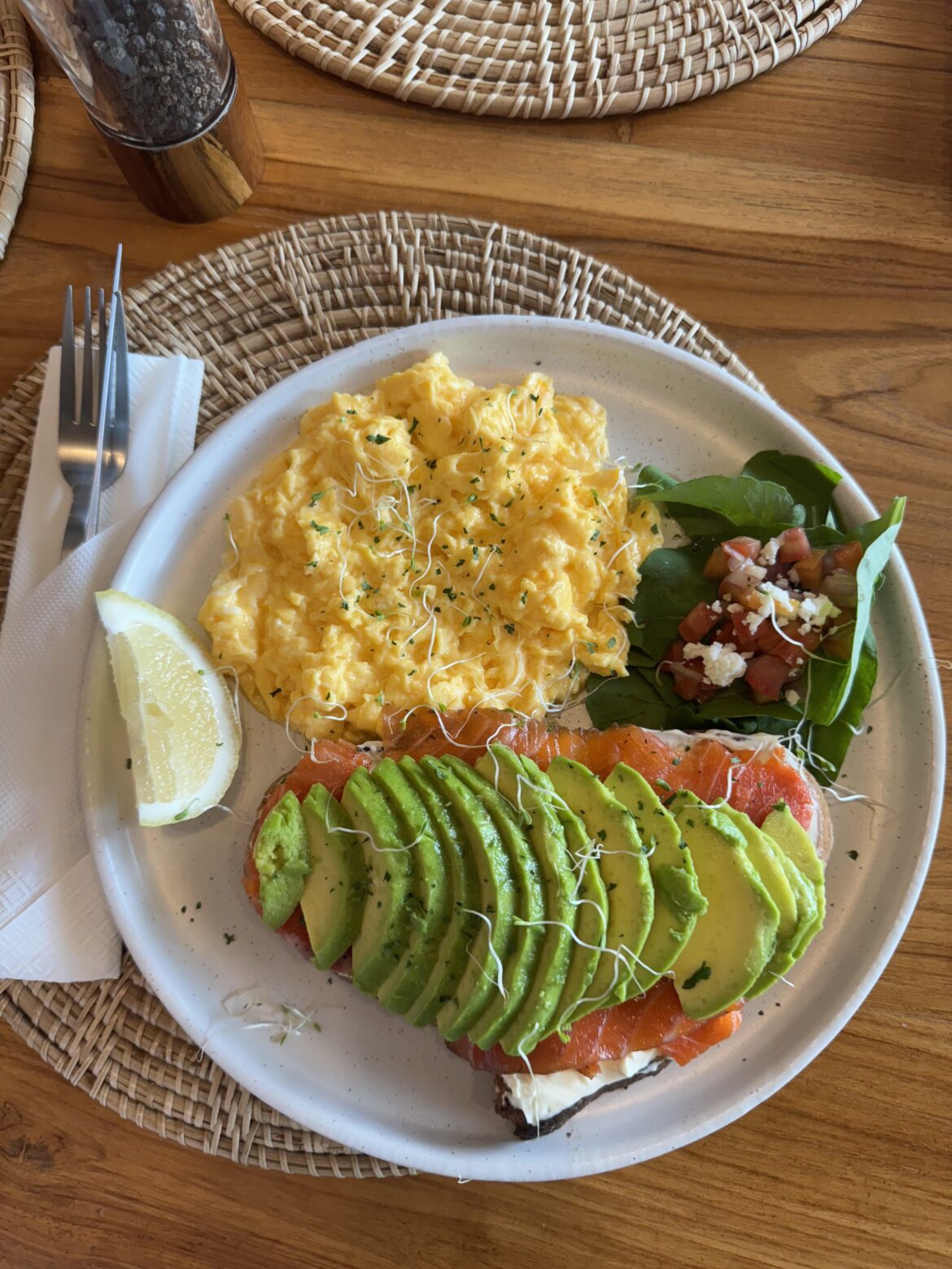 Creamy scrambled eggs, avocado & smoked salmon on toast — tastes even better than it looks [oc]