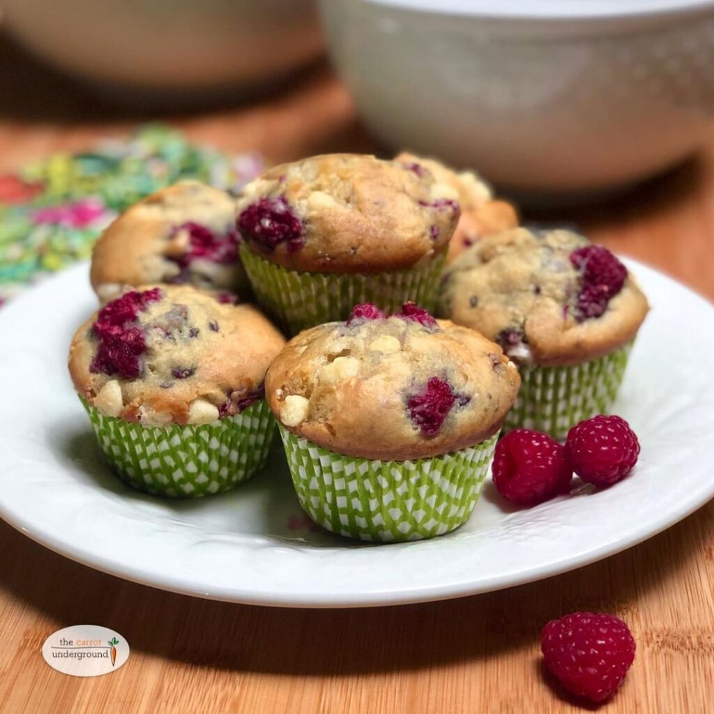 Vegan Raspberry White Chocolate Muffins🩷simply scrumptious
