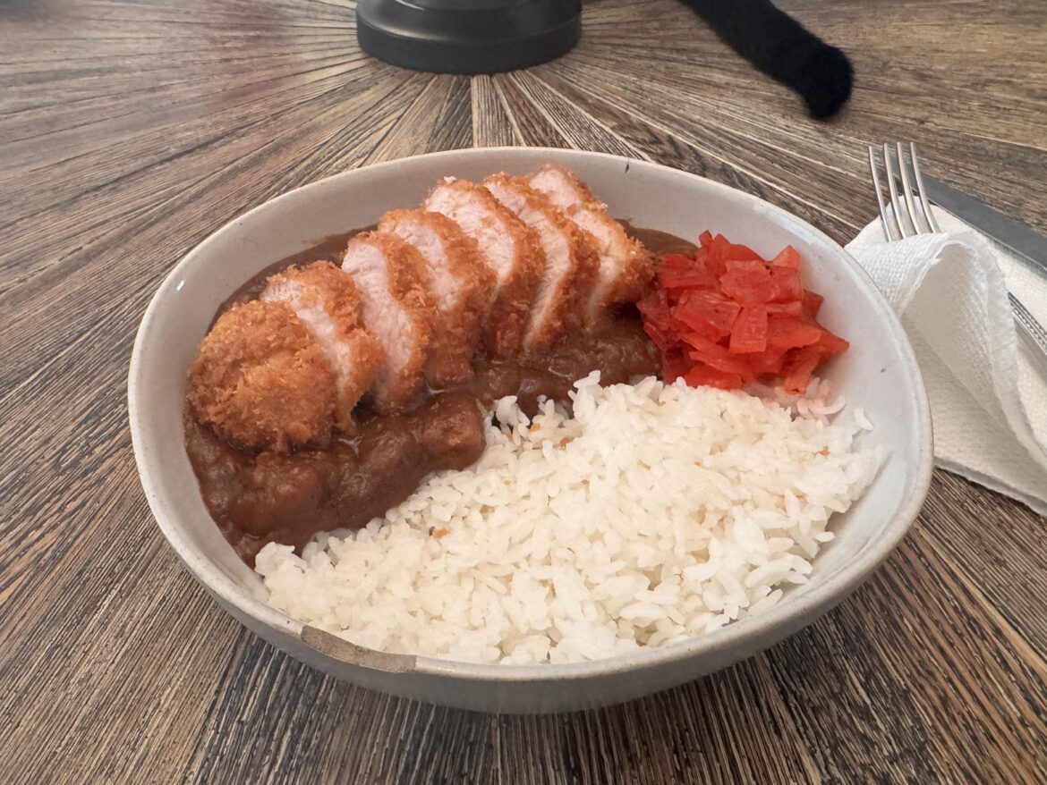 Getting pretty good at Tonkatsu Curry