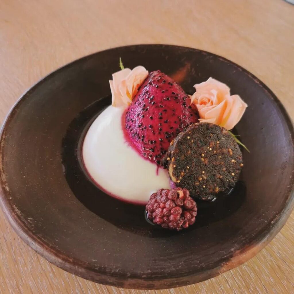 Coconut–Rose Cream with Date & Colombian Cacao Cookie