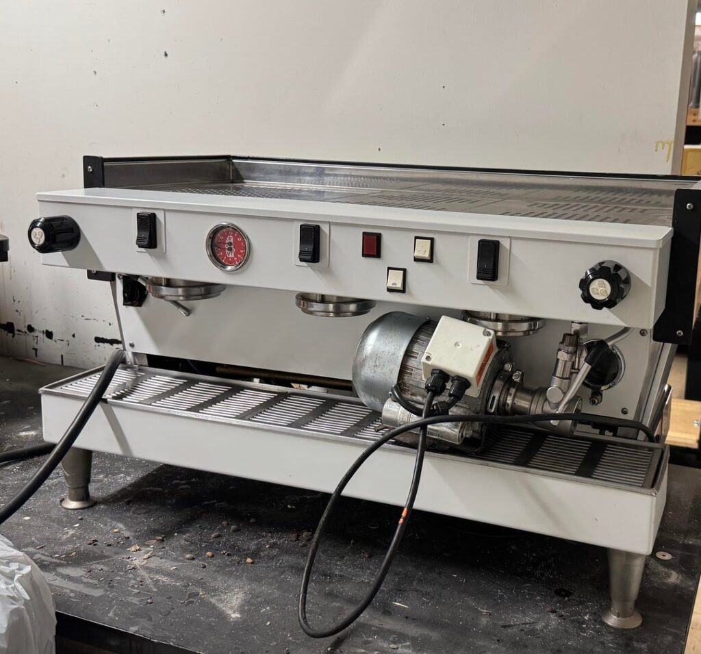 Considering buying a refurbished La Marzocco Linea Classic 3 Group EE as my first machine for a new coffee shop