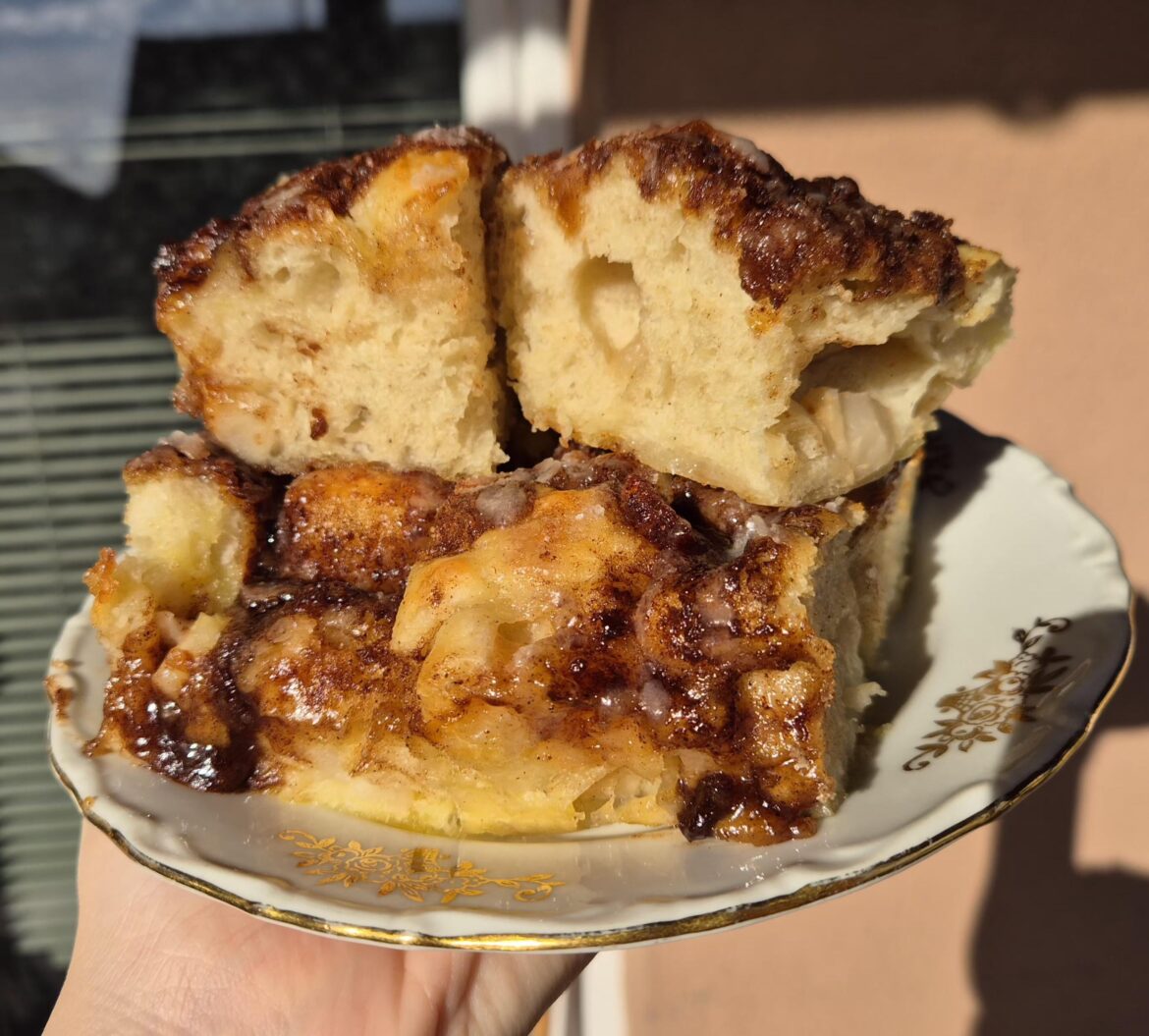 I tried the cinnamon roll focaccia but added apples to it - 10/10