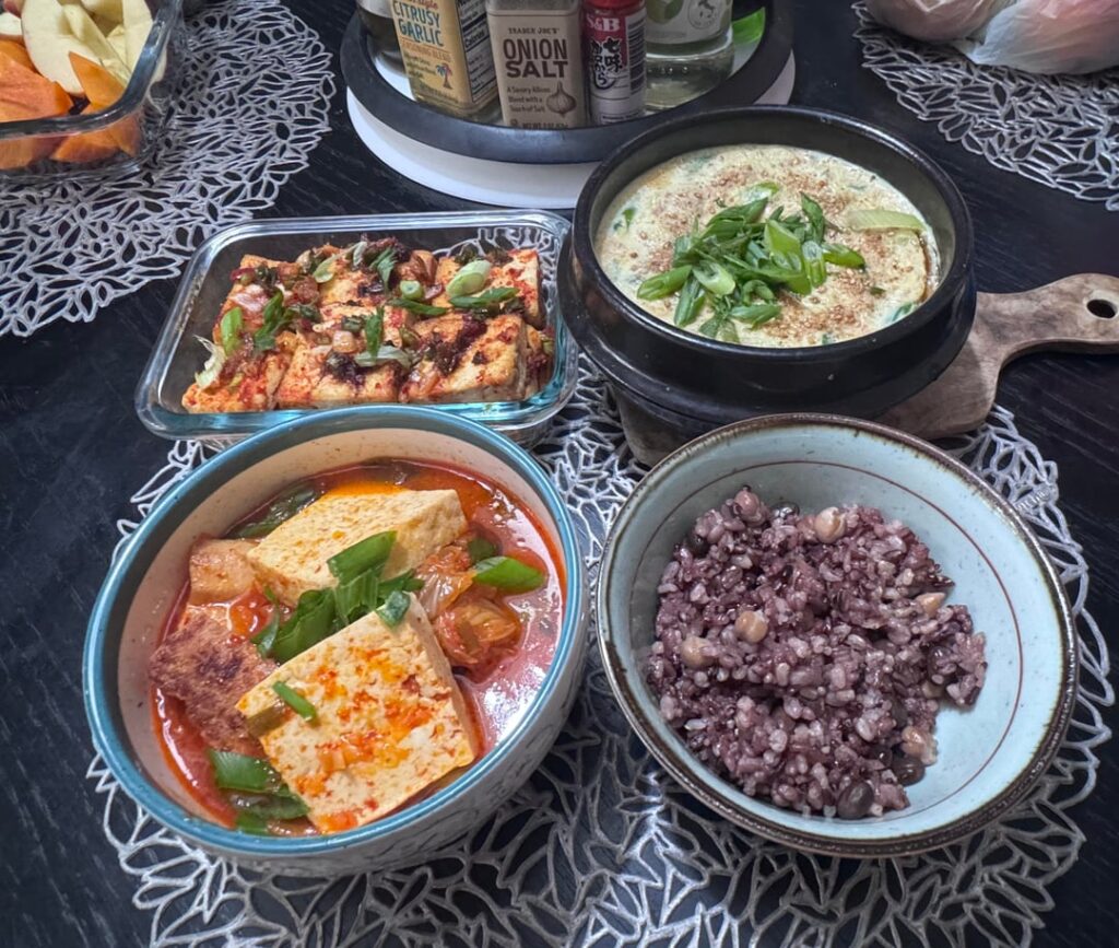 Homemade Korean Food on a Rainy Day Homemade Korean Food on a Rainy Day