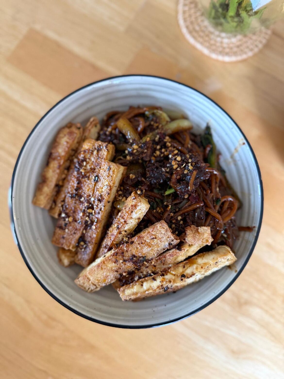 [homemade] Pan fried tofu and veggies chow mein.
