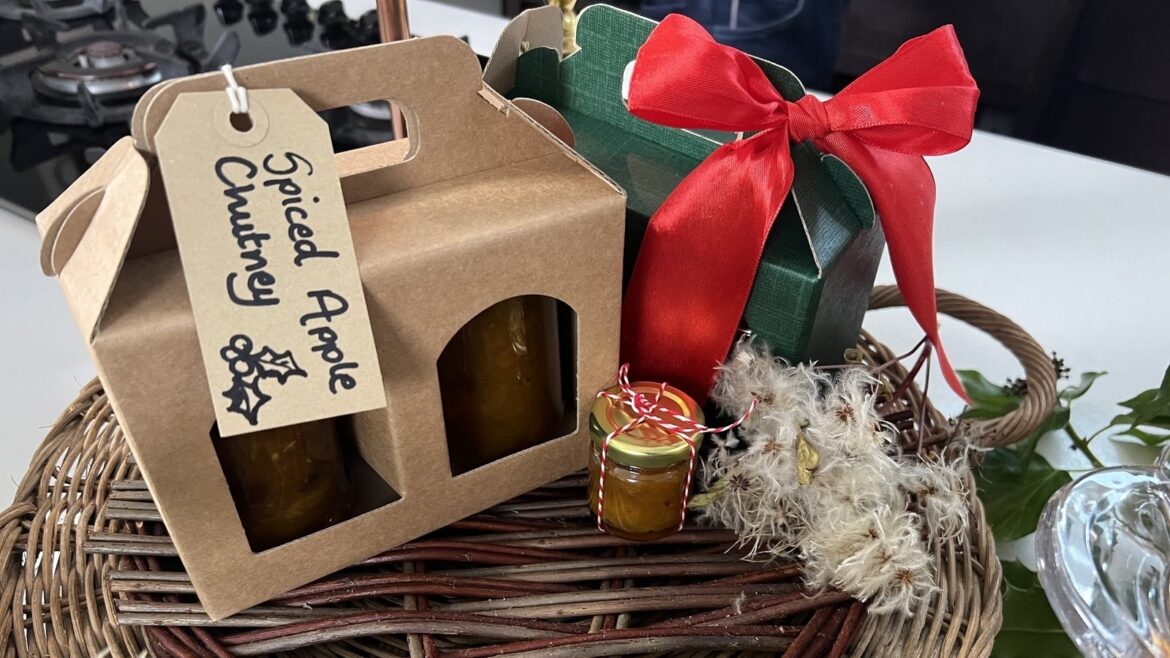 How to Cook Well at Christmas: apple chutney How to Cook Well at Christmas: apple chutney