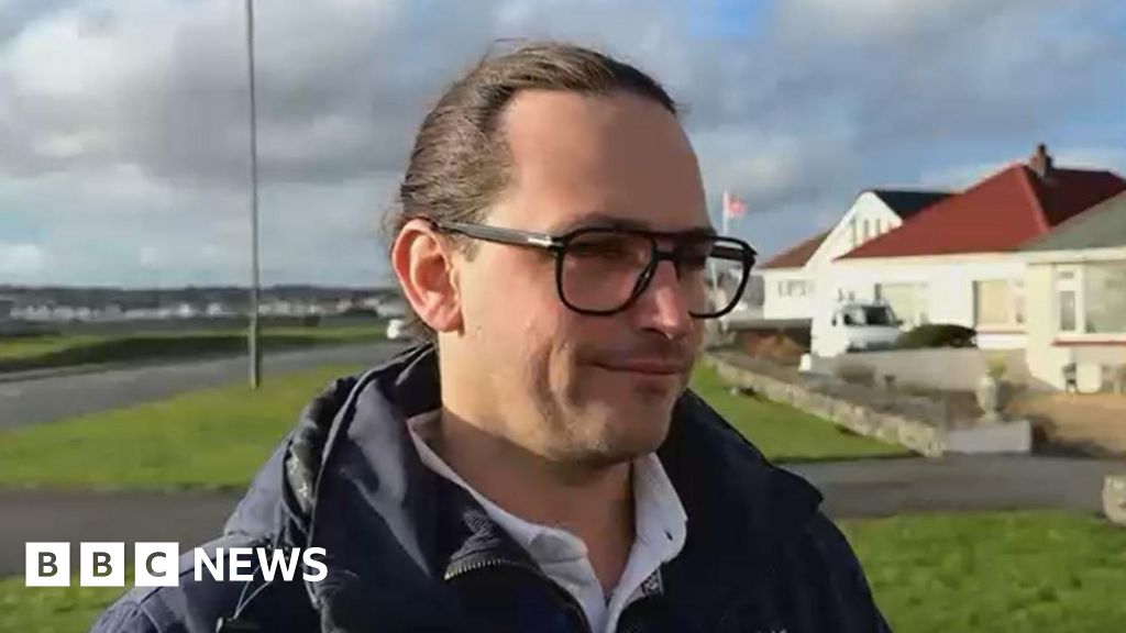 Reusing Christmas leftovers in Guernsey can ‘help environment’ Reusing Christmas leftovers in Guernsey can 'help environment'