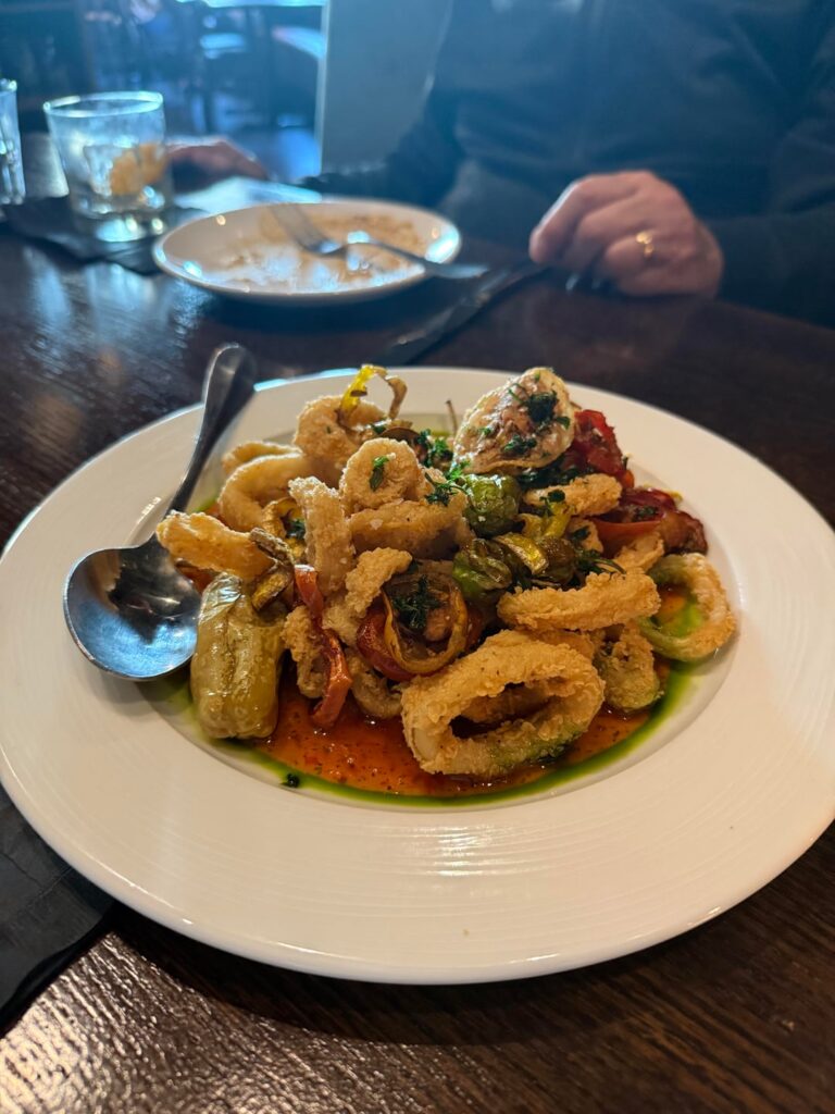 If you find yourself in the SW suburbs, Entourage was a very pleasant surprise.