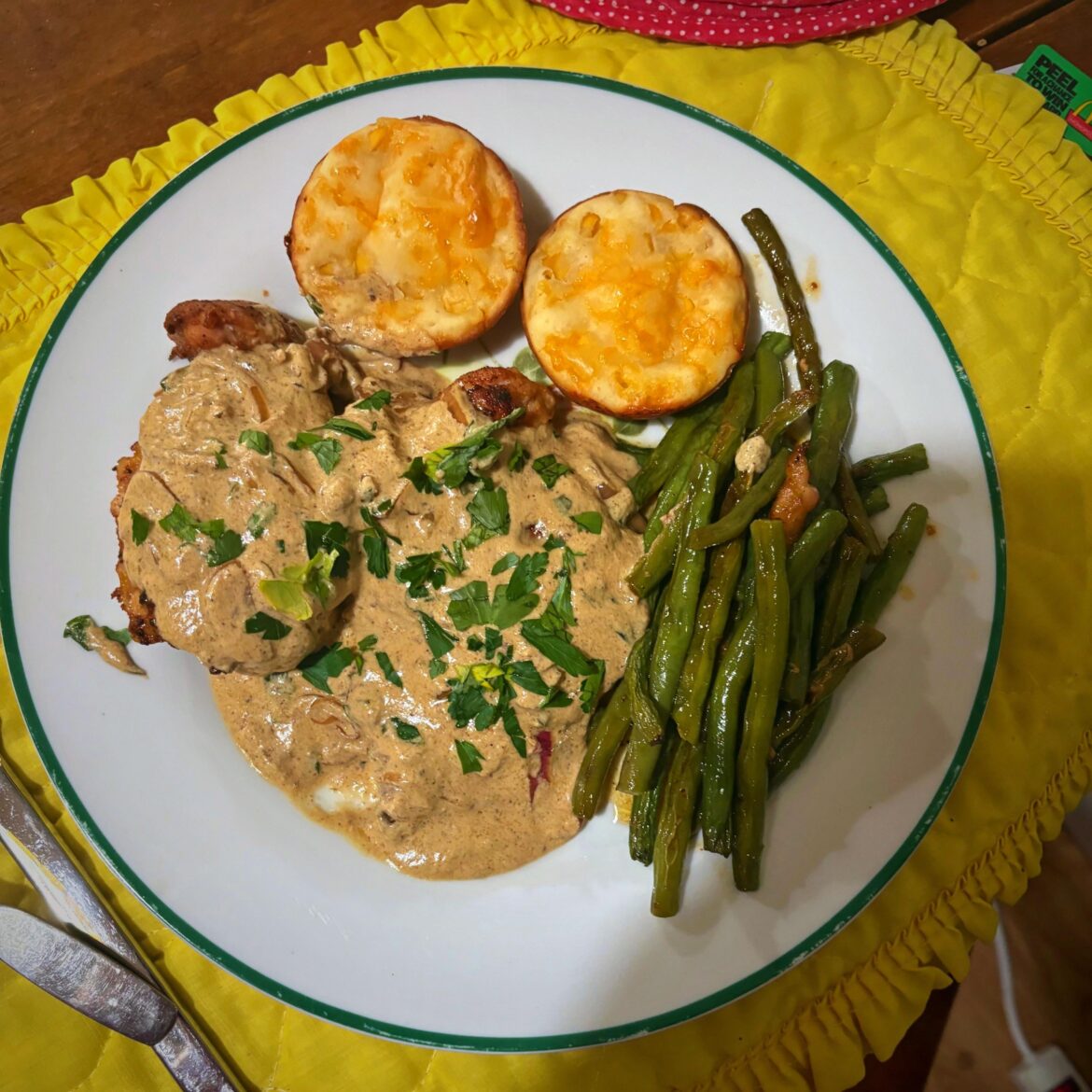 Creamy Dijon chicken roasted chicken thighs with corn cakes & green beans