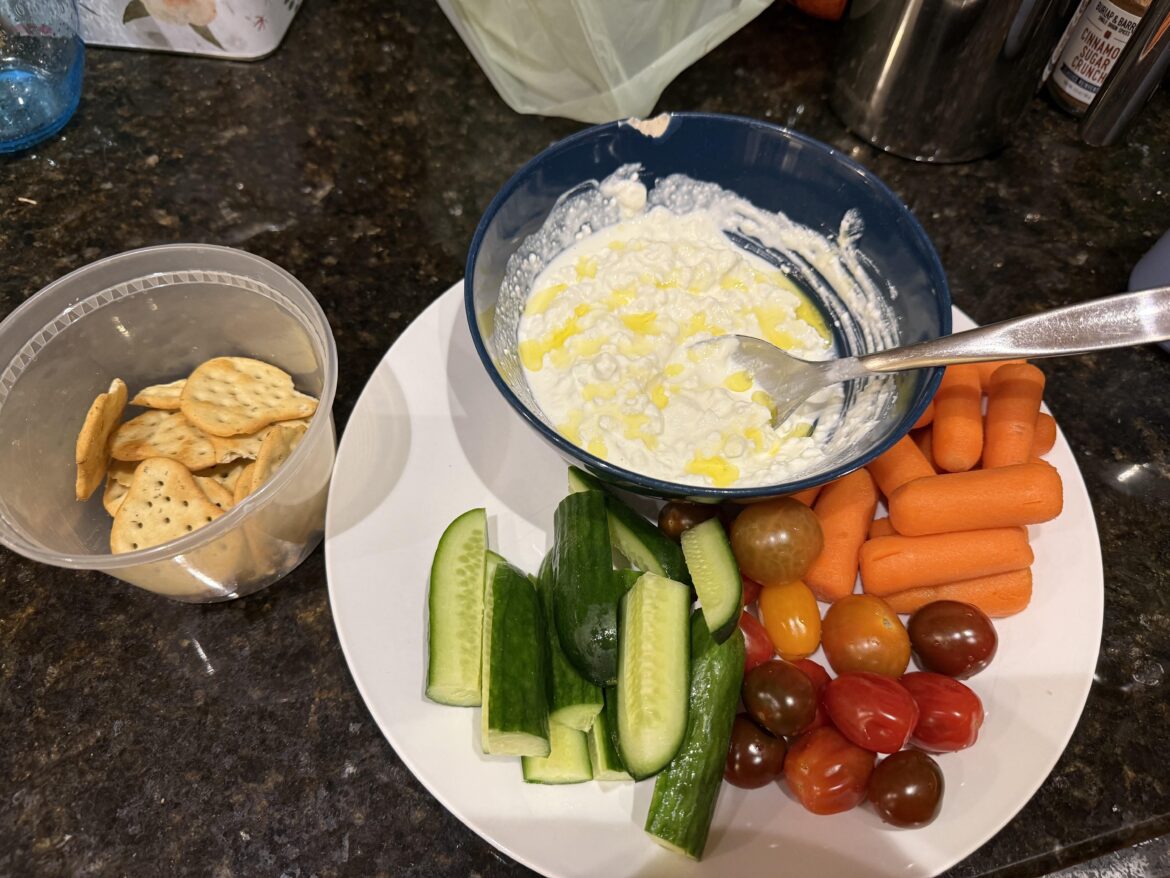 Bringing Girl Dinner back to the ‘80s with cottage cheese and crudités