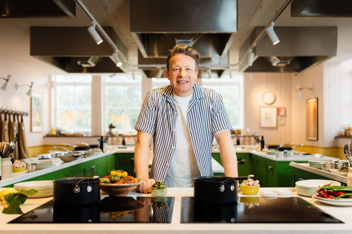 Jamie Oliver Revives Italian Chain Six Years After Collapse Jamie Oliver Revives Italian Chain Six Years After Collapse