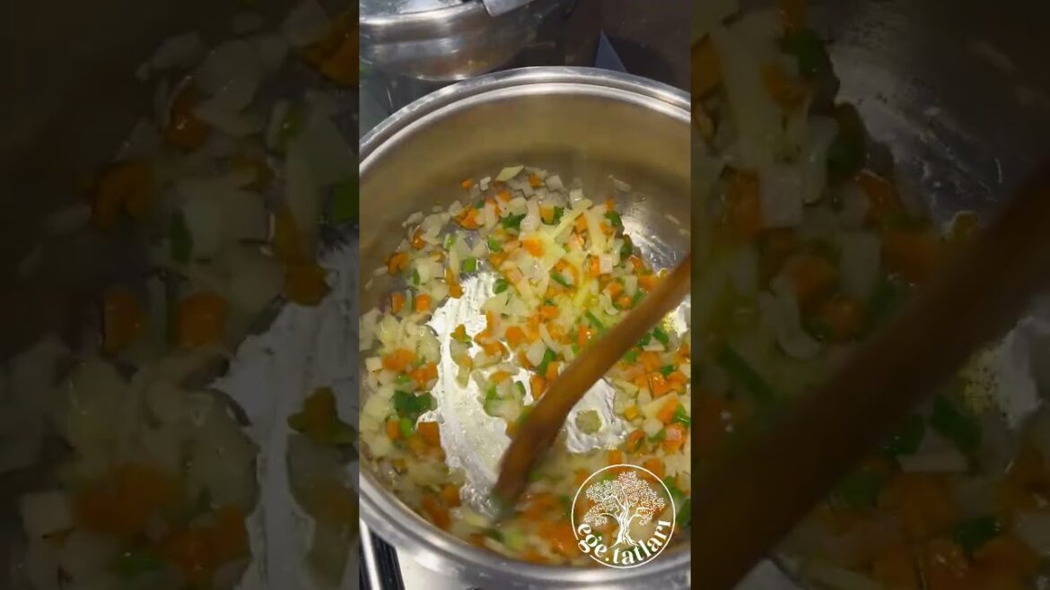 #FishSoup #balıkçorbası #SeafoodRecipes #çorba #HealingBowl #OliveOilDishes #denizçorbası #FishSoup #balıkçorbası #SeafoodRecipes #çorba #HealingBowl #OliveOilDishes #denizçorbası