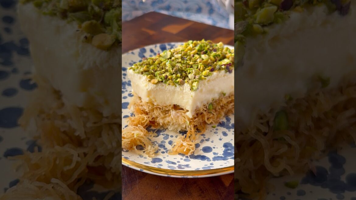 EKMEK KATAIFI | Recipe link in the comments #Ekmek #GreekFood #GreekSweets #Dessert