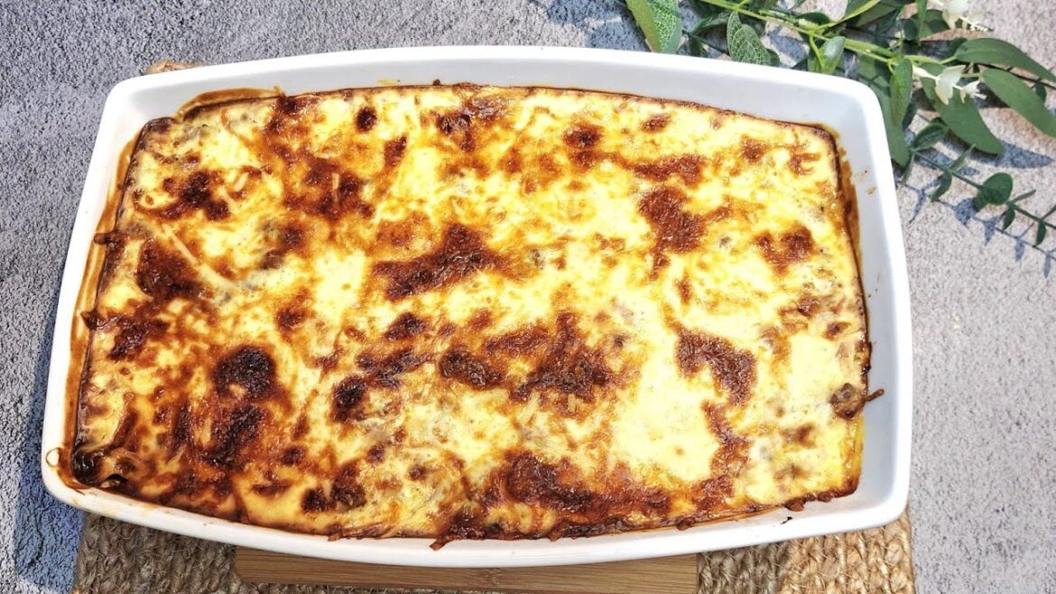 Greek Grandmas Secret – Traditional Moussaka Recipe Greek Grandmas Secret - Traditional Moussaka Recipe