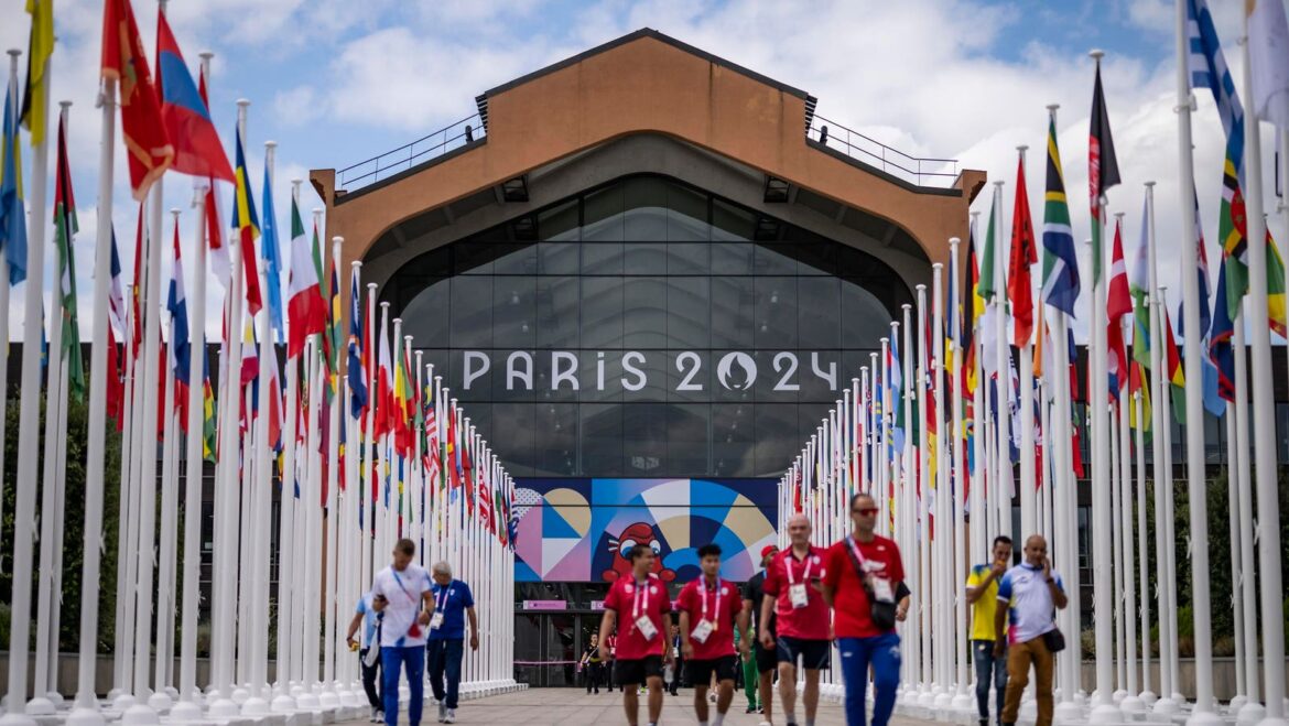 Olympians Lament Dining Hall Food—Except The Chocolate Muffins Olympians Lament Dining Hall Food—Except The Chocolate Muffins