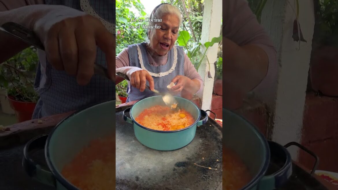 Así Nos Daba de Comer Mi Mamá Arroz con Huevo #shorts #comidamexicana #recetas