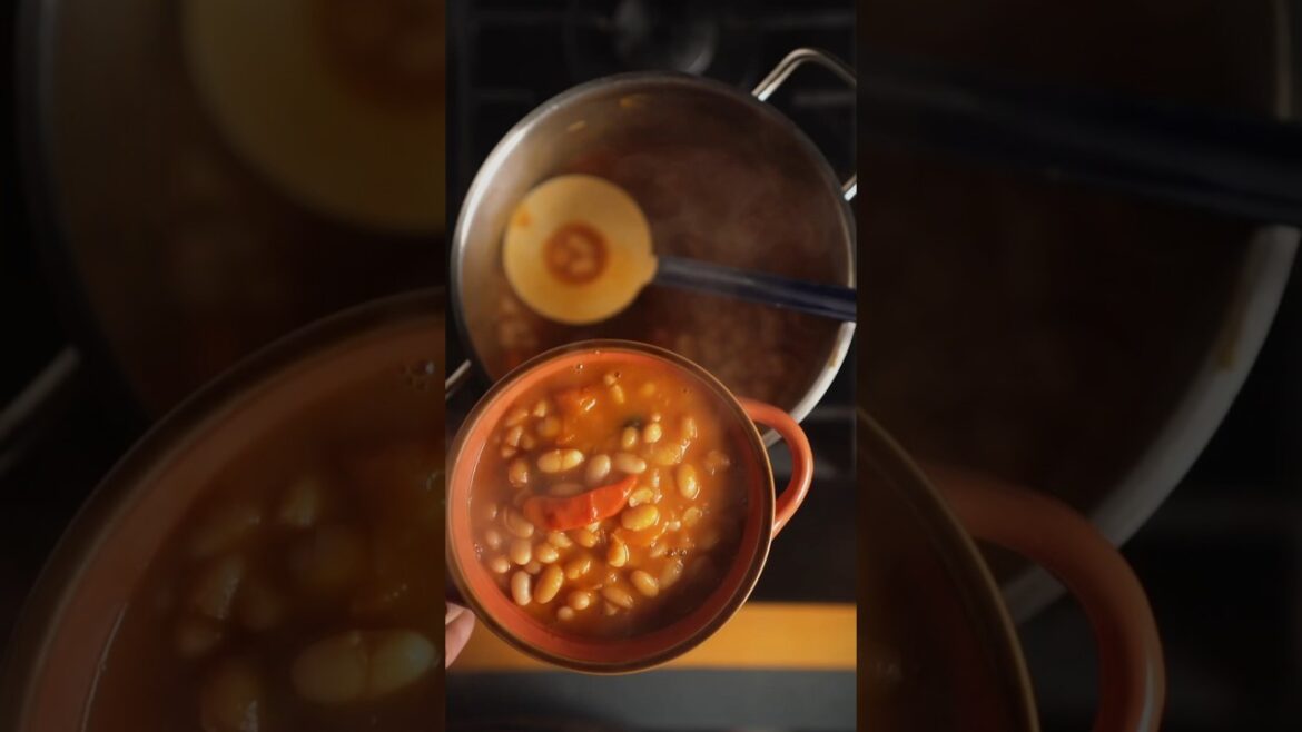 Φασολάδα Πηλίου | Fasolada Piliou (Greek white bean soup) #greekrecipes #comfortfood #easyrecipe Φασολάδα Πηλίου | Fasolada Piliou (Greek white bean soup) #greekrecipes #comfortfood #easyrecipe