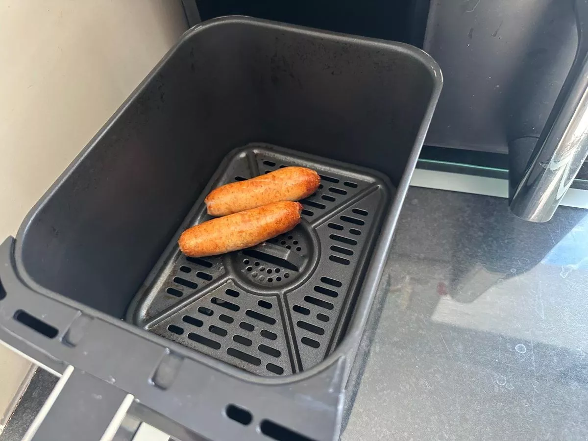 The Ninja Foodi MAX Dual Zone Air Fryer