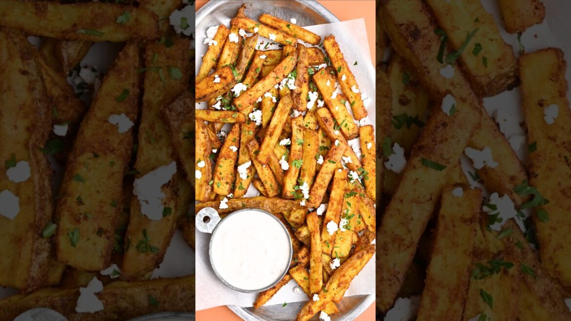 Oven baked shawarma spiced fries. recipe link in description. #friesrecipe Oven baked shawarma spiced fries. recipe link in description. #friesrecipe