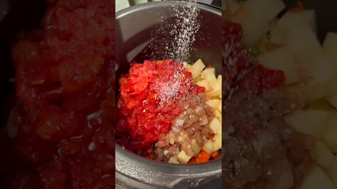 ♡Beef Stew in the Slow Cooker- Weelicious