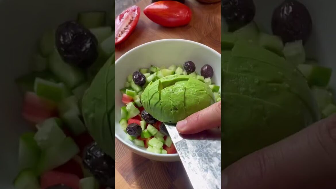 Easy 2-Ingredient Cheesy Herb Flatbreads (Mediterranean Diet)