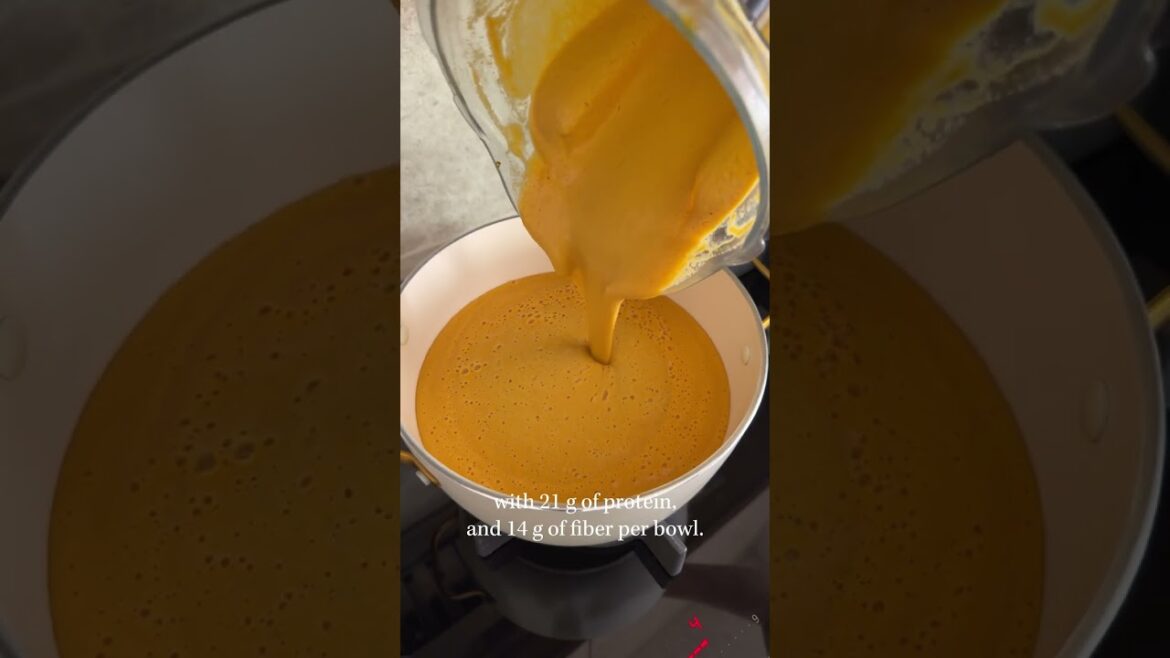 Roasted Cauliflower and Red Bell Pepper Soup