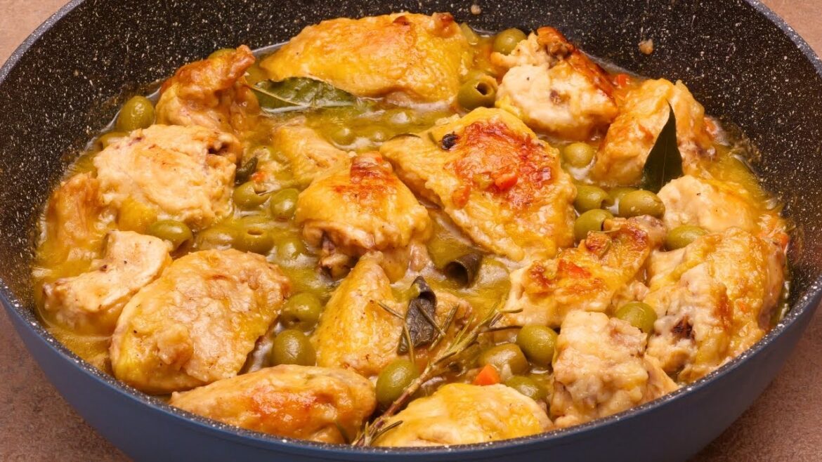 POLLO ALLA CACCIATORA IN BIANCO