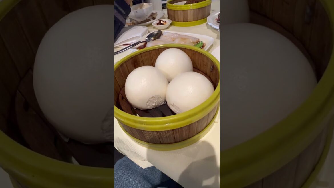 Char Siu Bao BBQ Pork Buns, 叉烧包 yum Cha