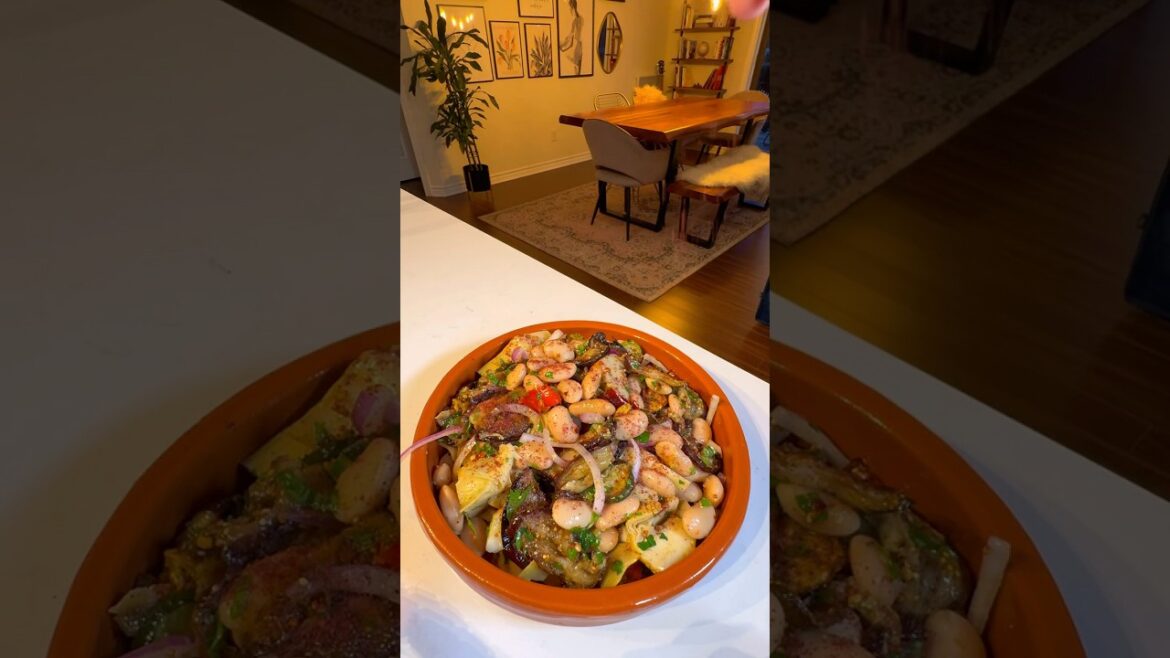 ✨Mediterranean Bean & Roasted Veggie Salad