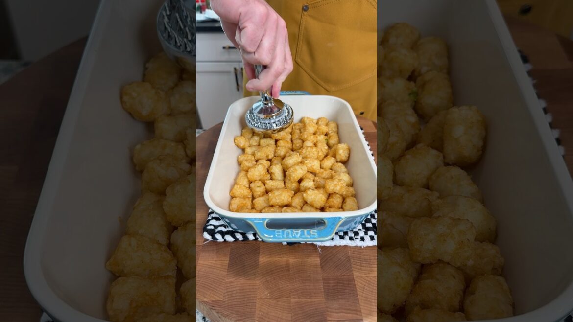 Crispy tater tot breakfast casserole #recipe￼