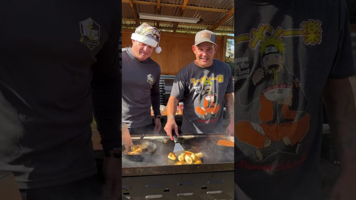 How to Make Louisiana Cajun Bananas Fosters | Flambé on the flattop griddle |Let's Go!