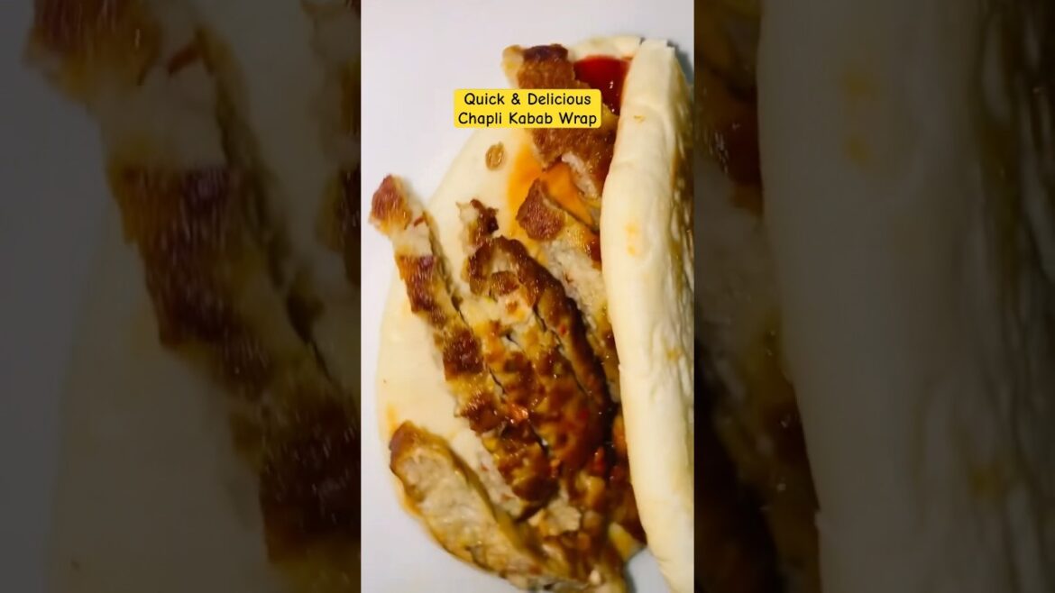 Chapli Kabab Wrap in Shawarma Bread #trending #shorts #chaplikabab #shawarmabread #foodie #yummyfood