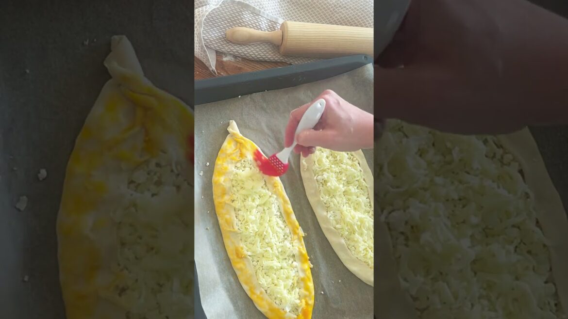 PEYNİRLİ PİDE TARİFİ ✅ #fatmanıntarifleri #tarif #recipe #pide PEYNİRLİ PİDE TARİFİ ✅ #fatmanıntarifleri #tarif #recipe #pide