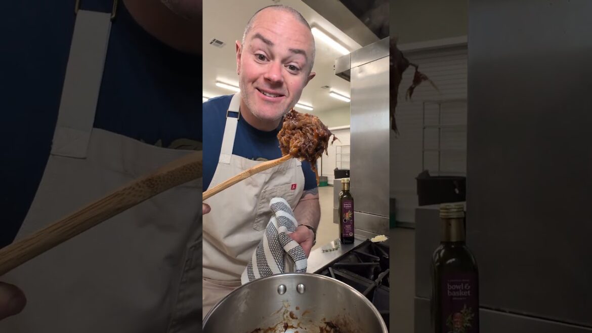 Caramelized French onion dip #caramelizedonions #dip #appetizer #onion #food #everydayisfeastday