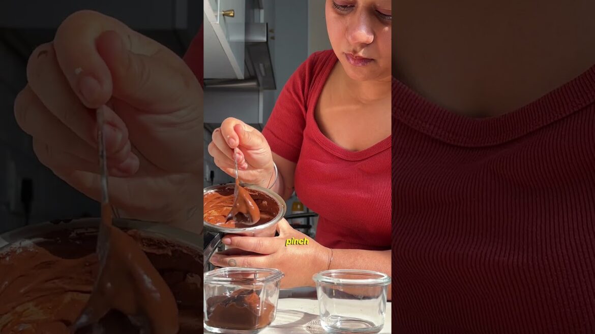 I Tried the Viral Persimmon Chocolate Pudding - Here’s the Upgrade l healthy and easy dessert recipe