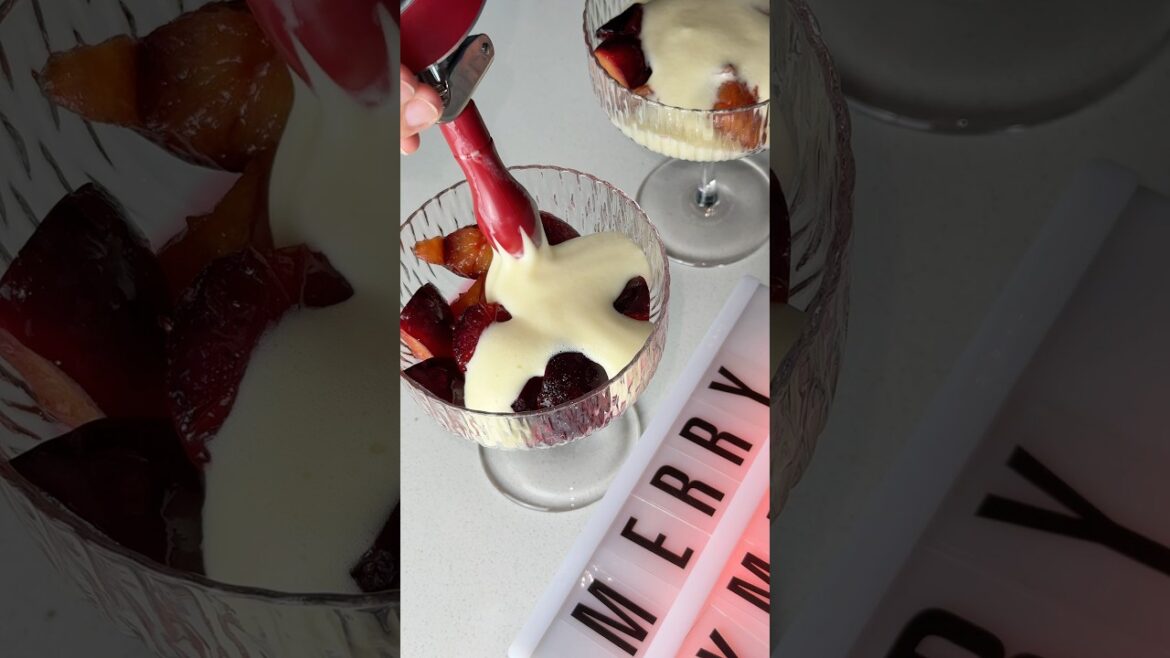 Zabaglione mit Amarena-Pflaumen #youtubeshorts #rezept #yummy #food #easycooking