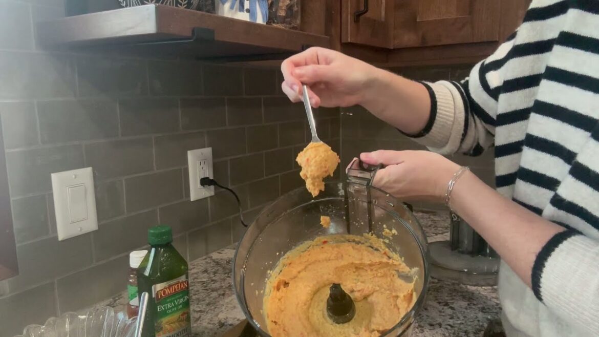 Magiccos Food Processor Roasted Red Pepper Hummus Recipe
