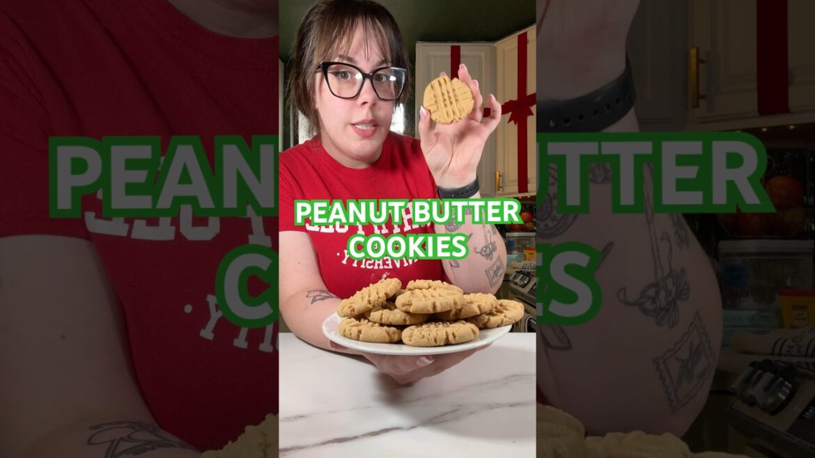 EASY PEANUT BUTTER COOKIES #cookies #easyrecipe #baking #christmascookies