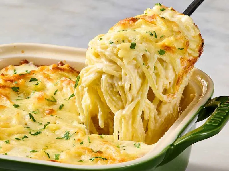 Alfredo Baked Spaghetti